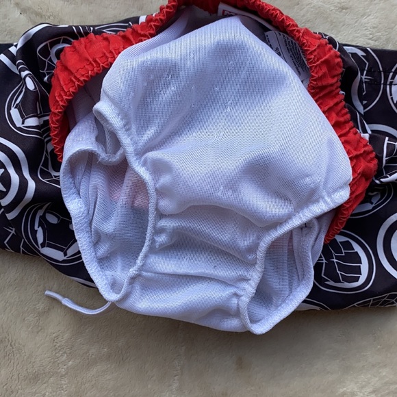 Marvel Superhero Swim Trunks - Picture 4 of 5